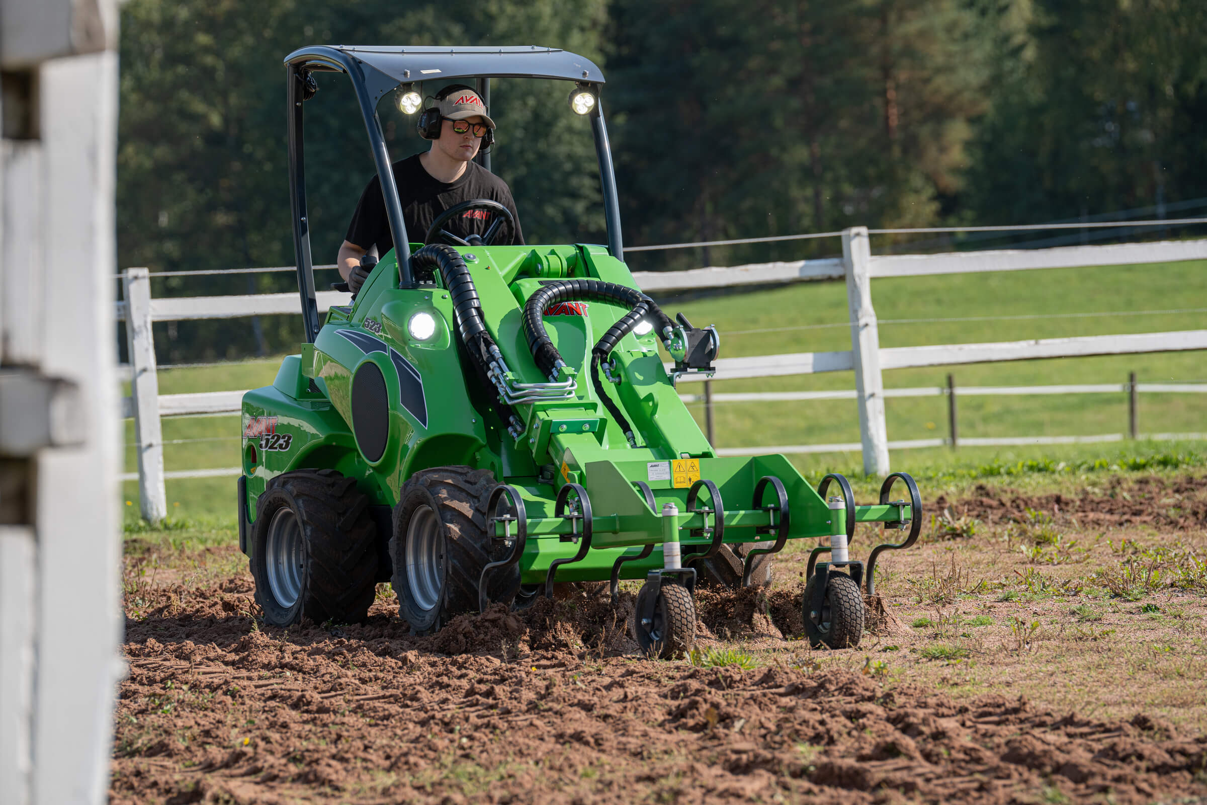 Cultivateur frontal